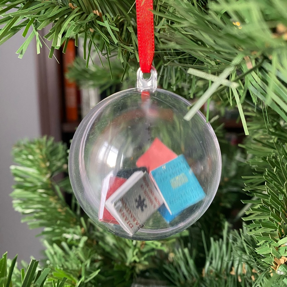 Outlander Books Christmas Ornament - Diana Gabaldon